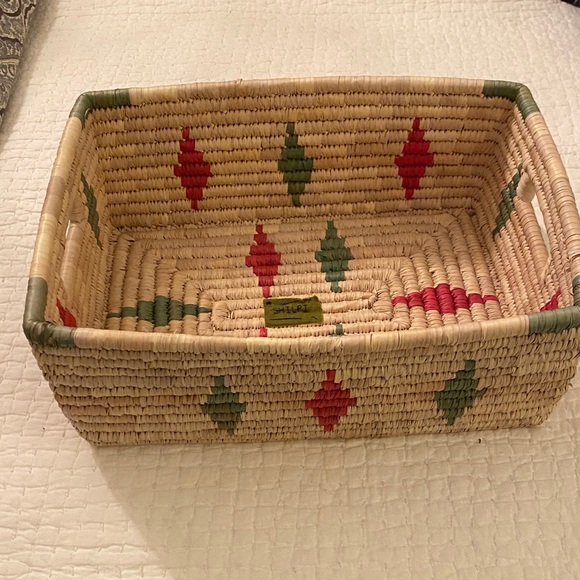 Handwoven Natural and Green Straw Basket - Picture 2 of 4